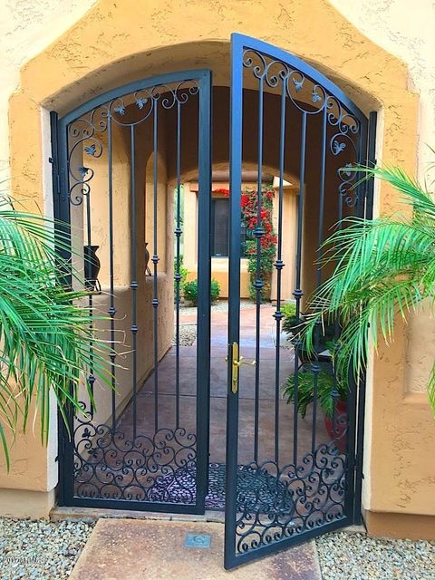Front Entry Gate