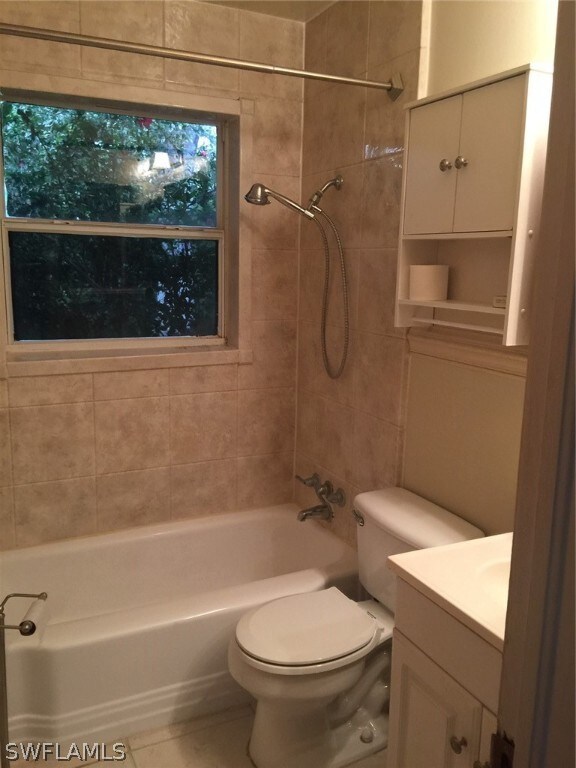 3 BR Unit -Bath