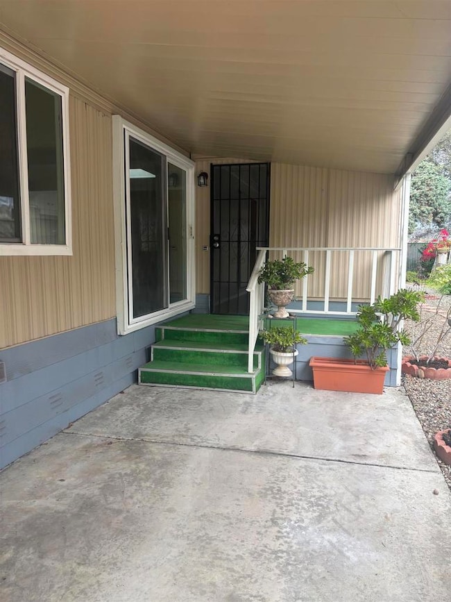 4808 1/2 Old Cliffs Rd, San Diego, CA 92120 - photo 3