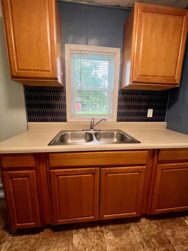 116 Branch Dr, Fitzgerald, GA 31750 - photo 7