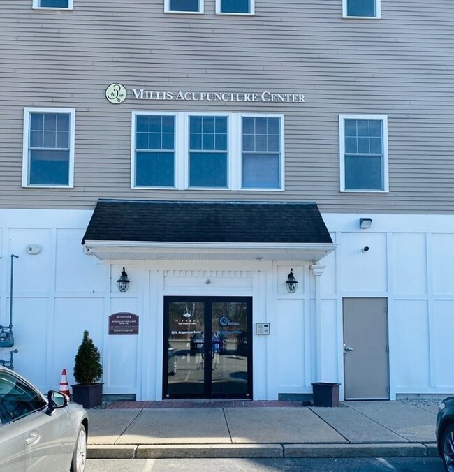 969 Main St unit 6, Millis, MA 02054 - photo 3