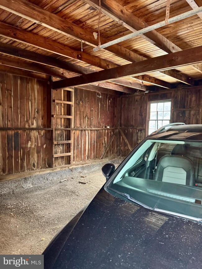 233 E Maple St, Palmyra, PA 17078 - photo 5