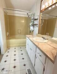 Master bathroom 1