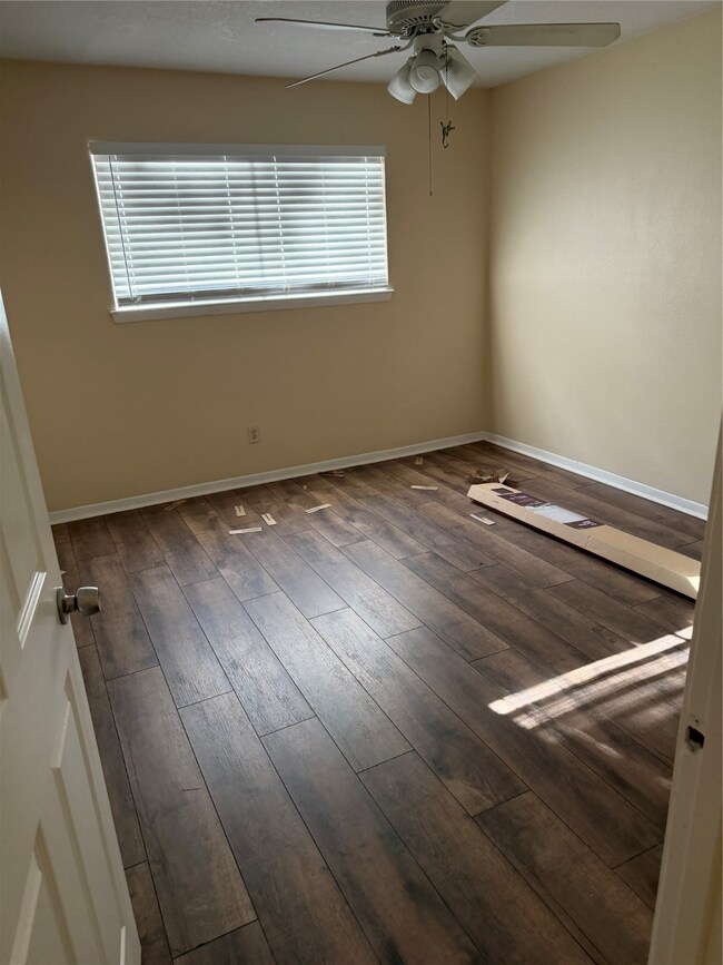 9 Dewthread Ct, Spring, TX 77380 - photo 6