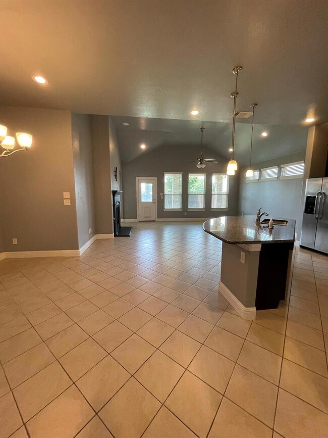 5805 Petunia Ln, Rowlett, TX 75089 - photo 4