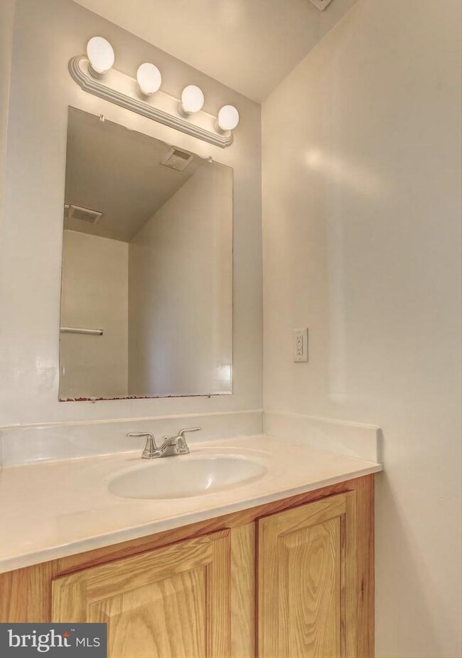 278 Brock Bridge Rd unit 13, Laurel, MD 20724 - photo 7