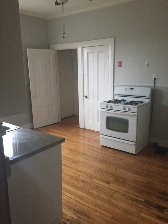 19 Webster St unit 1, Haverhill, MA 01830 - photo 2