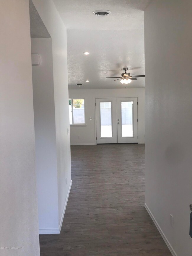 314 Valle Bonita St, Farmington, NM 87401 - photo 6