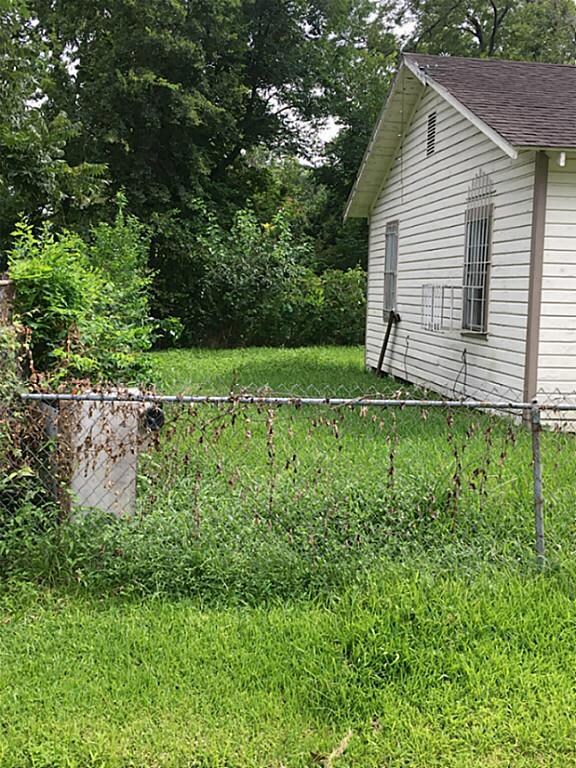 3130 Toliver St, Houston, TX 77093 - photo 3