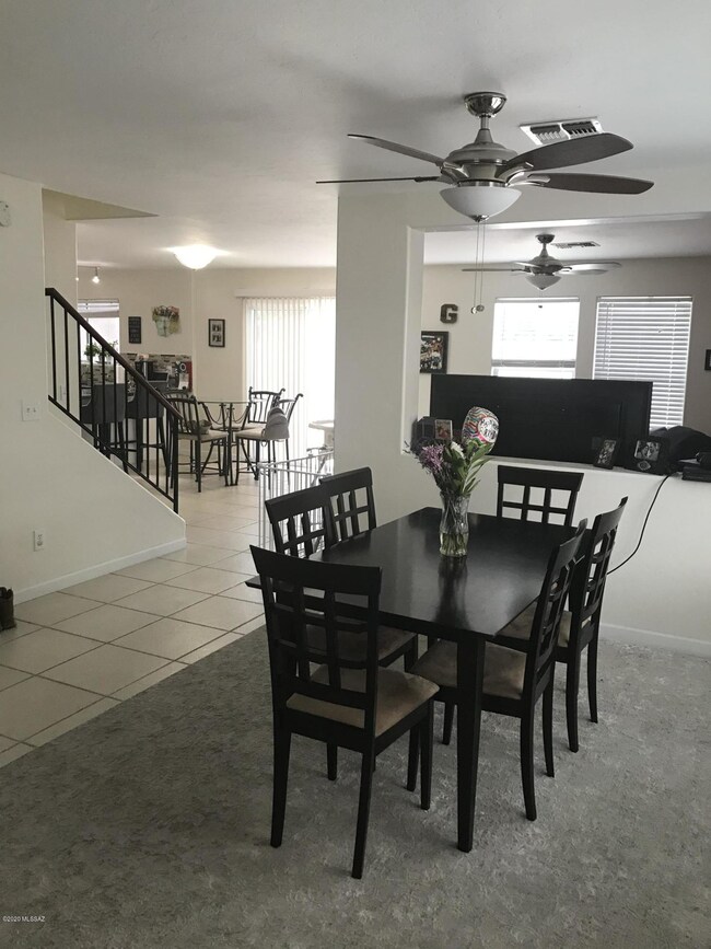 Formal Dining and Kitchen Table
