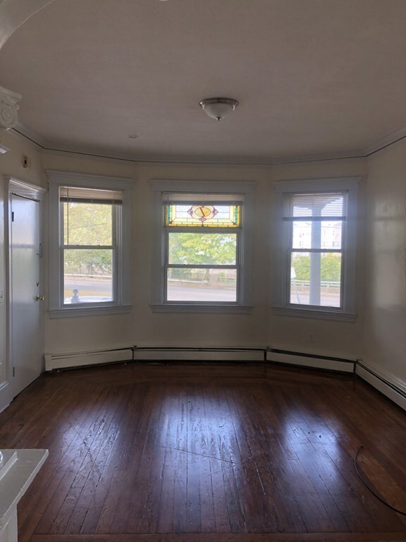 50 Beech St unit 1, Pawtucket, RI 02860 - photo 2