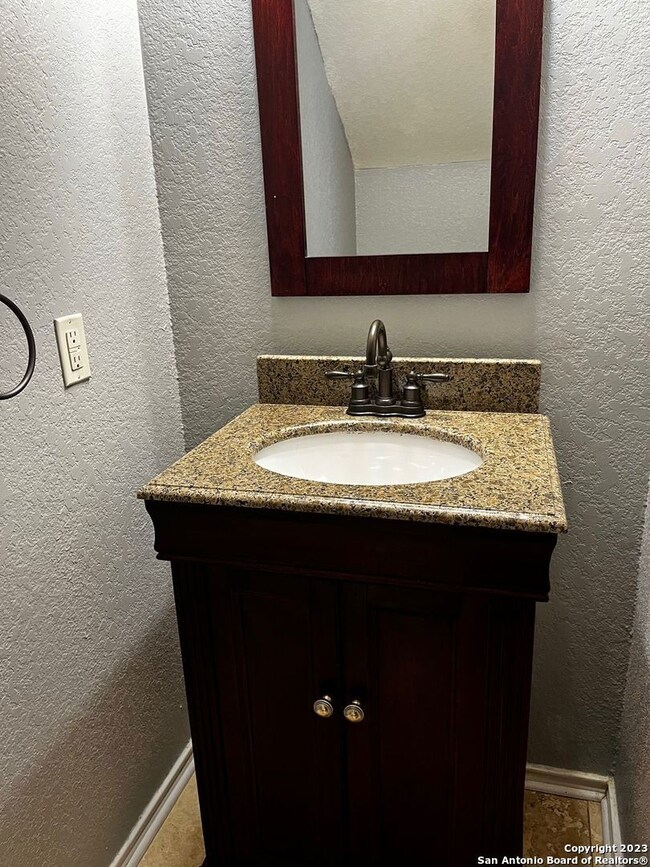 22339 Navasota Cir, San Antonio, TX 78259 - photo 7