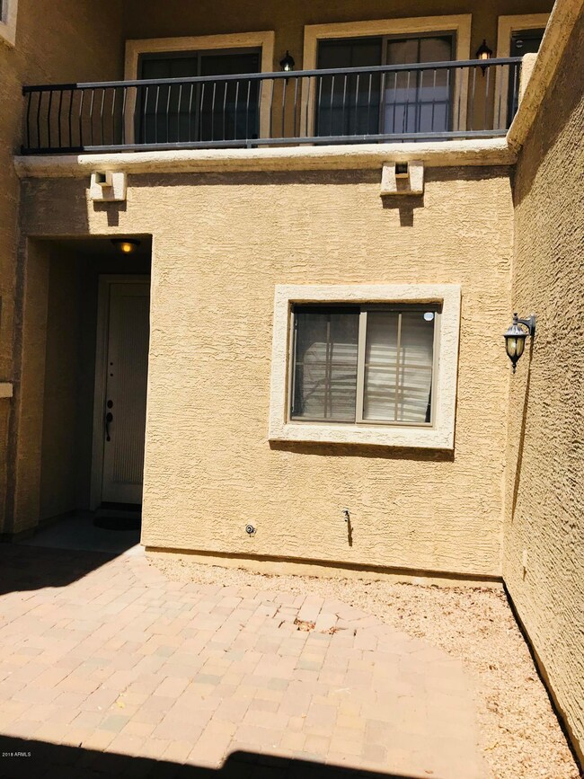kelly courtyard