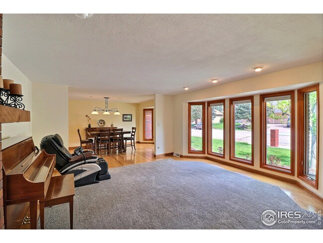 Living Room Opens up to the Dining Room