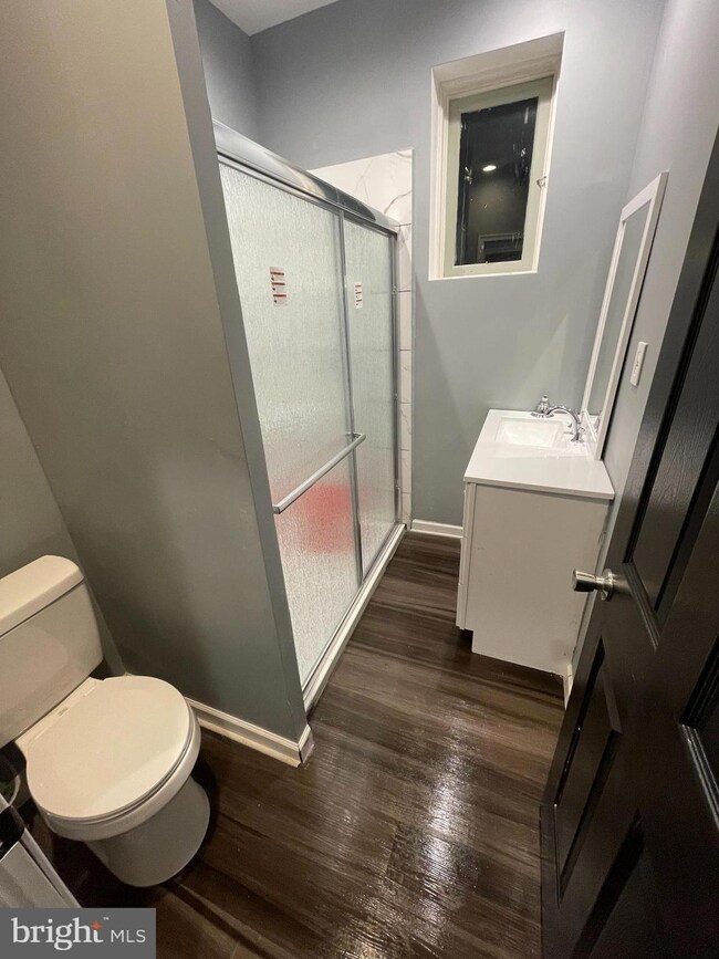 104 Mckinley Ave unit 2, Lansdowne, PA 19050 - photo 5