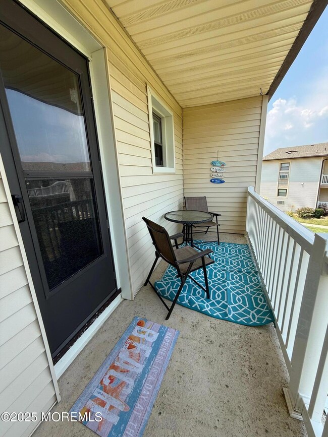 42 Wharfside Dr, Monmouth Beach, NJ 07750 - photo 4