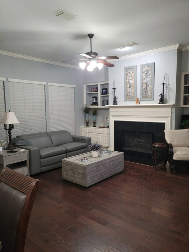22010 Castlewind Ct, Katy, TX 77450 - photo 4