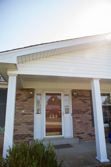 229 Farmbrook Cir, Frankfort, KY 40601 - photo 6