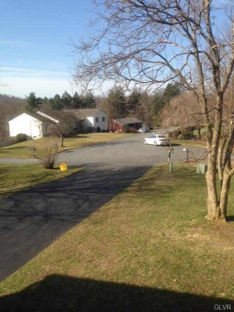 5151 Wood Ln, Emmaus, PA 18049 - photo 6