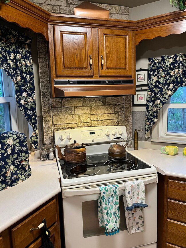 1800 E 400 N, Ossian, IN 46777 - photo 7