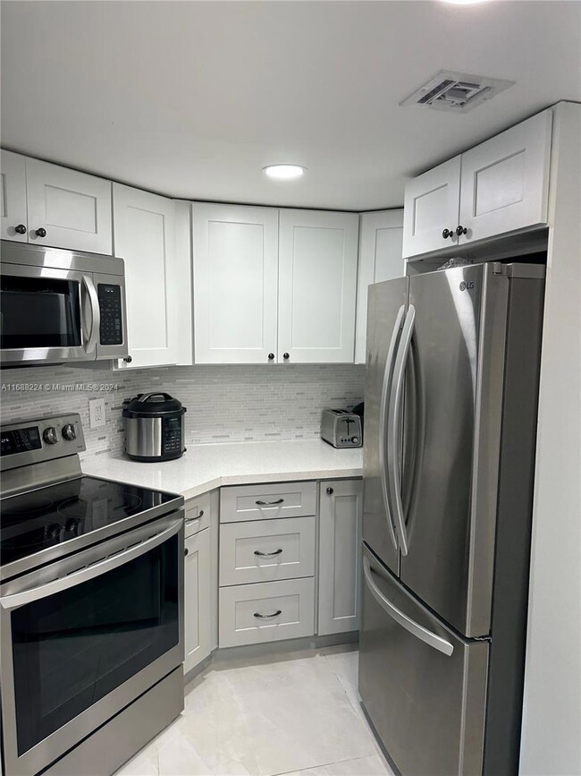 931 SW 112th Terrace unit 61, Pembroke Pines, FL 33025 - photo 3