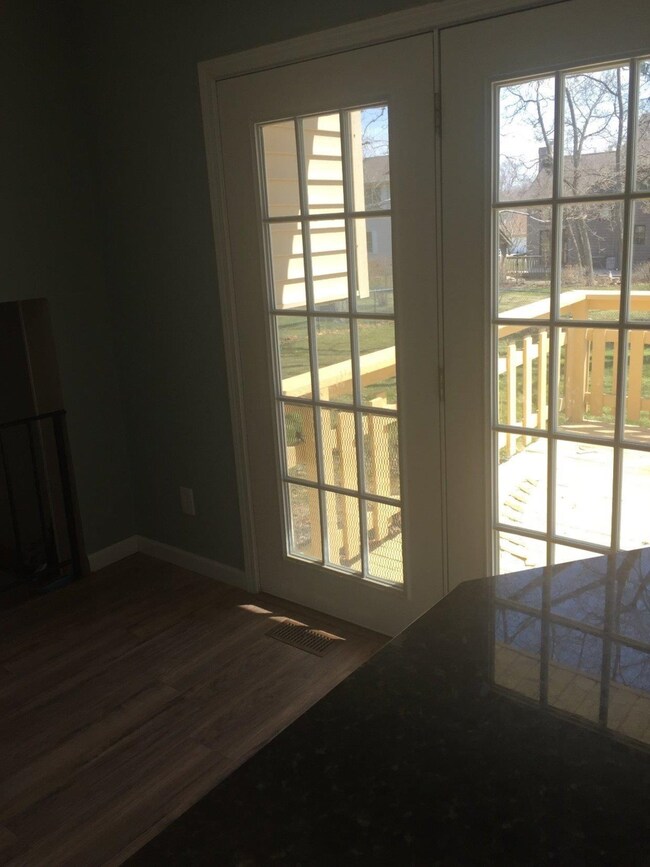 1402 Brandywine Rd, Crown Point, IN 46307 - photo 4