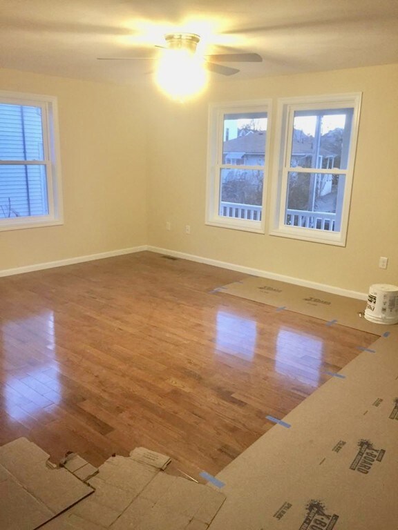 58 Dracut St, Lawrence, MA 01843 - photo 2