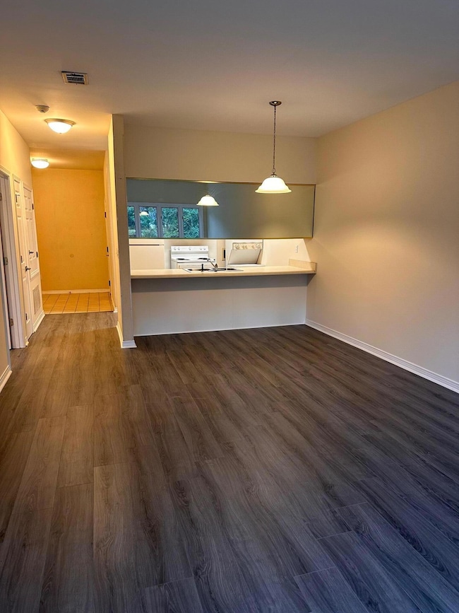 1940 Bluewater Blvd unit 3, Niceville, FL 32578 - photo 3