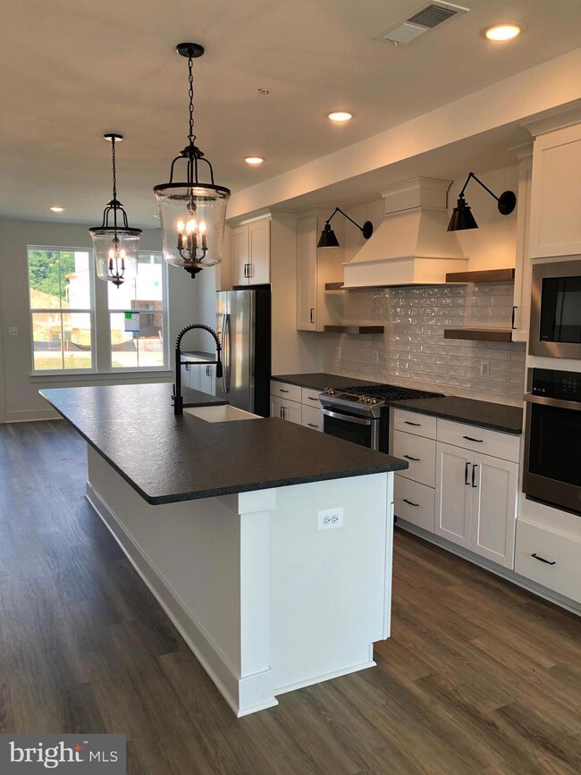 1823 Shookstown Rd, Frederick, MD 21702 - photo 2