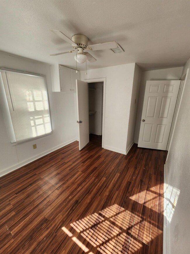 200 Houston St, Pottsboro, TX 75076 - photo 5