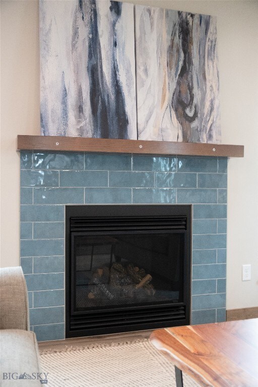 Gas Fireplace with blower kit - Keeps home warm