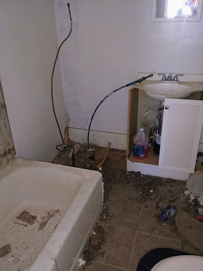 303 W Main St, Harper, KS 67058 - photo 6