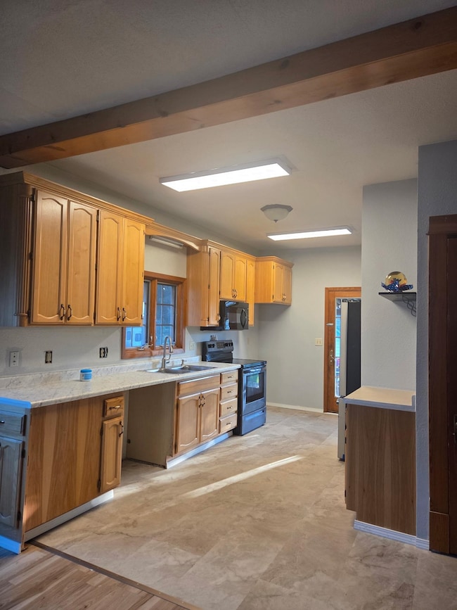 108 N Plum St, Plainview, NE 68769 - photo 5