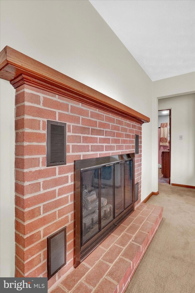 15900 Sawmill Rd, Stewartstown, PA 17363 - photo 4