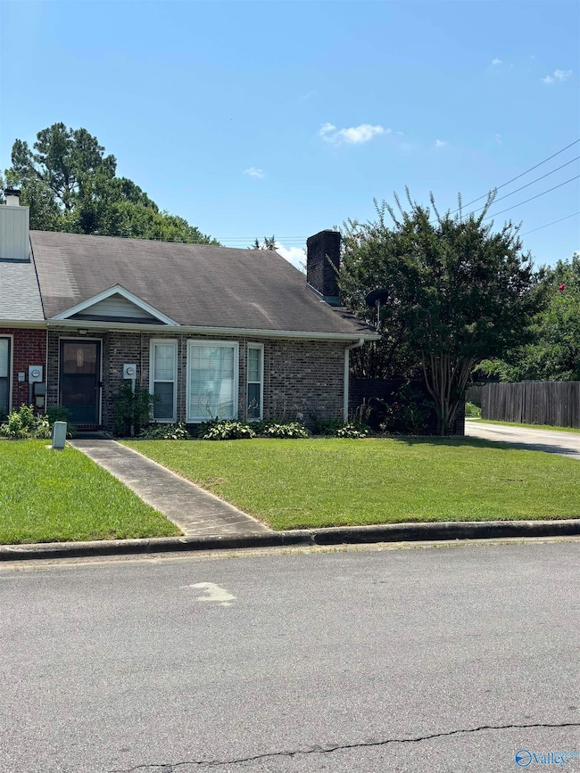 513 Springview St SW, Decatur, AL 35601 - photo 2