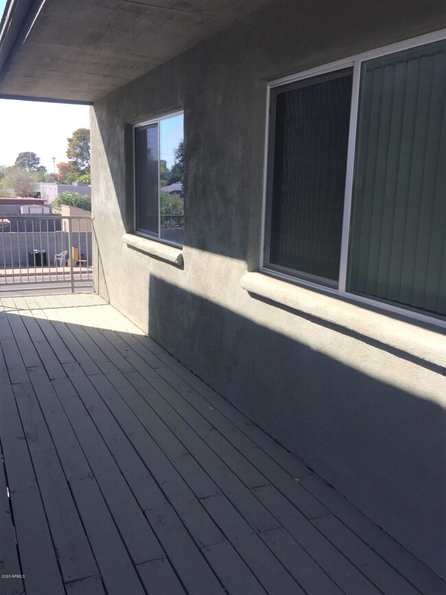 2301 N 28th St unit 4, Phoenix, AZ 85008 - photo 2