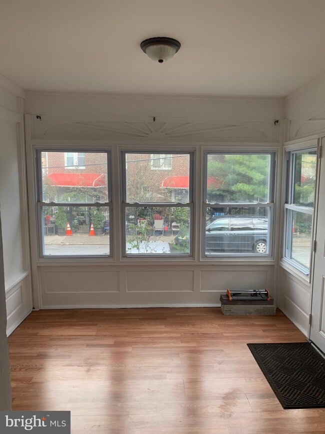 382 Avon Rd, Upper Darby, PA 19082 - photo 3