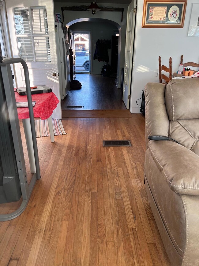 419 W Water St, Newburgh, IN 47630 - photo 5