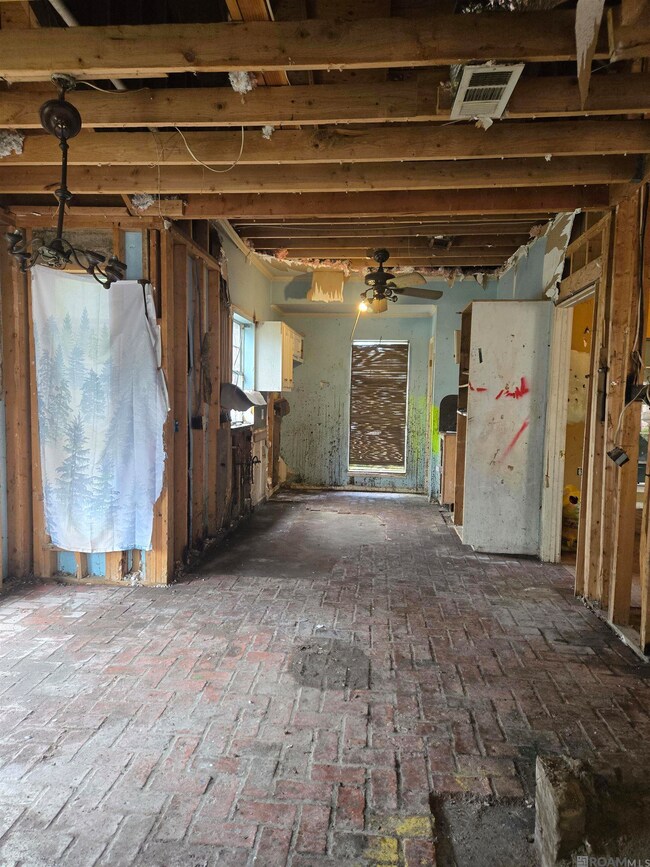 9076 Woodbine St, Baton Rouge, LA 70815 - photo 2