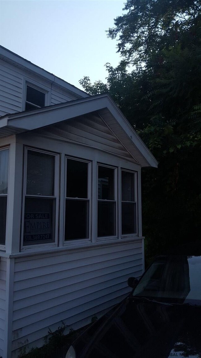 5 Leonard St, Albany, NY 12202 - photo 2