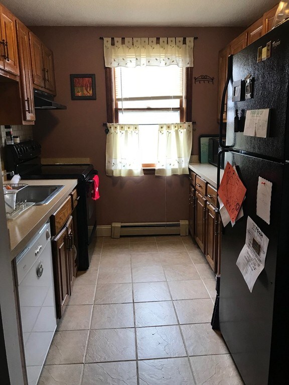 117 Hart St unit 3, Taunton, MA 02780 - photo 6