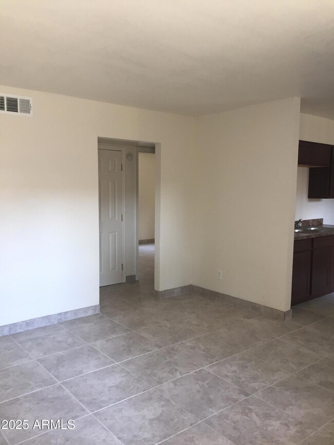 1222 E Mountain View Rd unit 108, Phoenix, AZ 85020 - photo 3