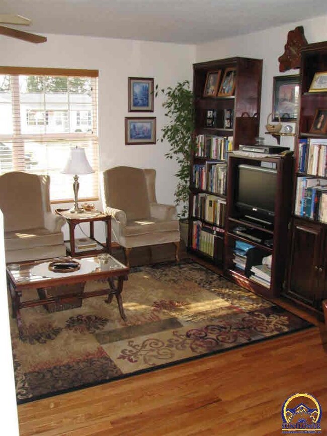 1216 Riley Ave, Emporia, KS 66801 - photo 6