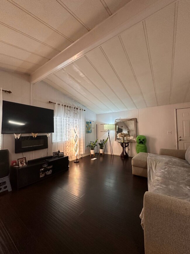 3883 Buchanan St unit Space 17, Riverside, CA 92503 - photo 5