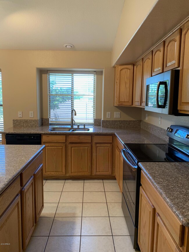 2391 E Elgin St, Chandler, AZ 85225 - photo 4