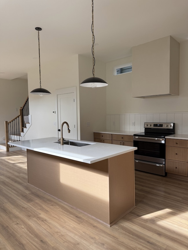 1127 38th Ave N, Nashville, TN 37209 - photo 5