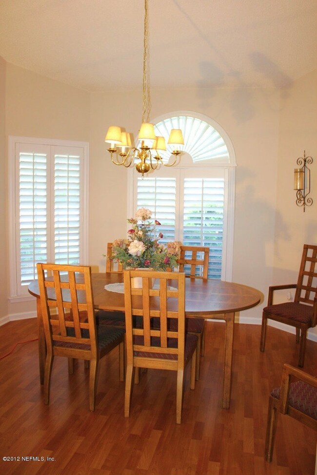 Dining View