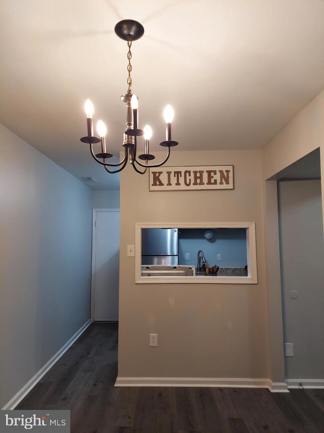 1056 Brinker Dr, Hagerstown, MD 21740 - photo 7