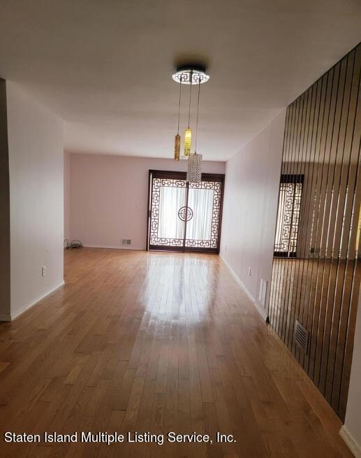 39 Gateway Dr unit 180, Staten Island, NY 10304 - photo 3