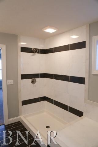 3325 Boulder Point Ct, Dunlap, IL 61525 - photo 6